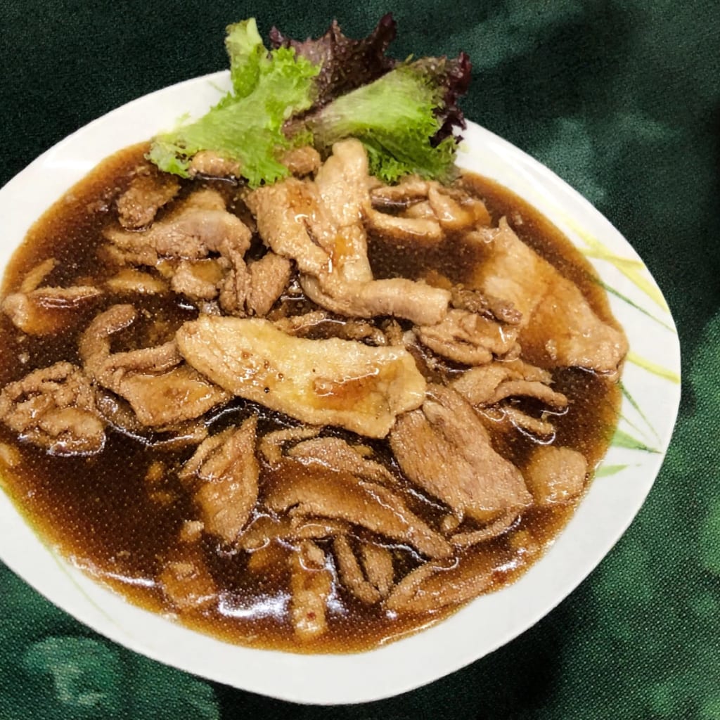 PEKINGSKÁ OMÁČKA